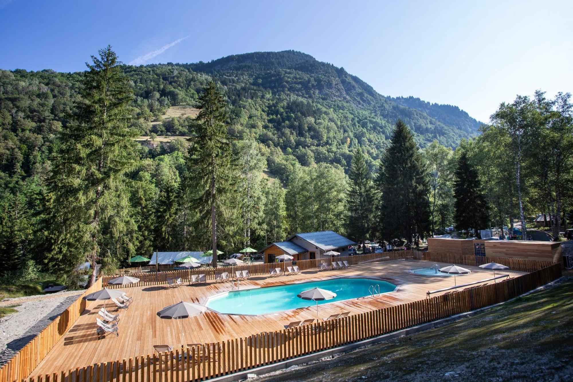 Huttopia Bozel en Vanoise Esterno foto